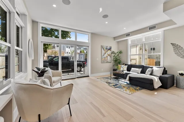 $1,649,900 | 327 Alewife Brook Parkway, Unit A, Somerville, MA 02144