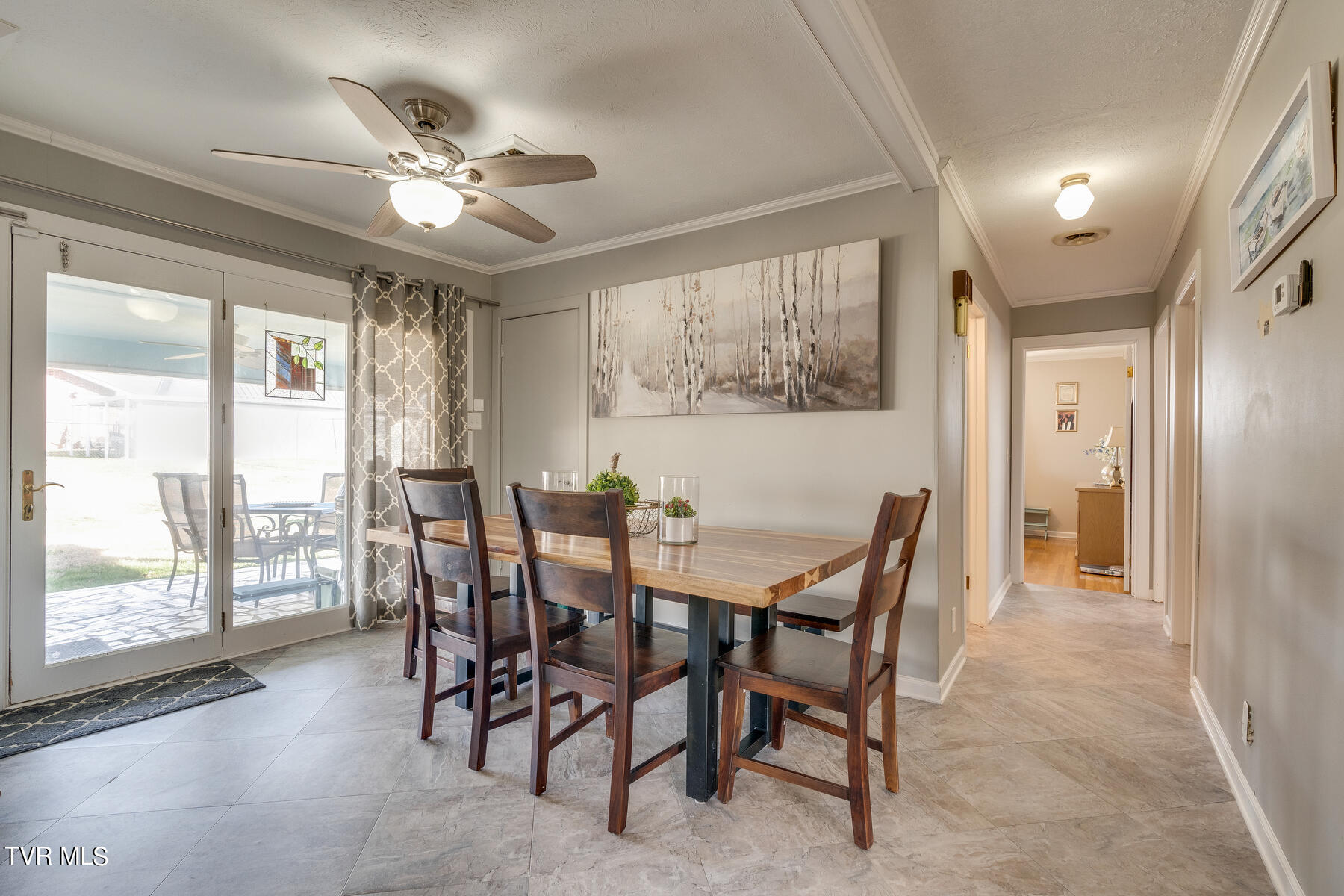 115 Dickson Road Kingsport, TN 37660 - Photo 8 of 35 008
