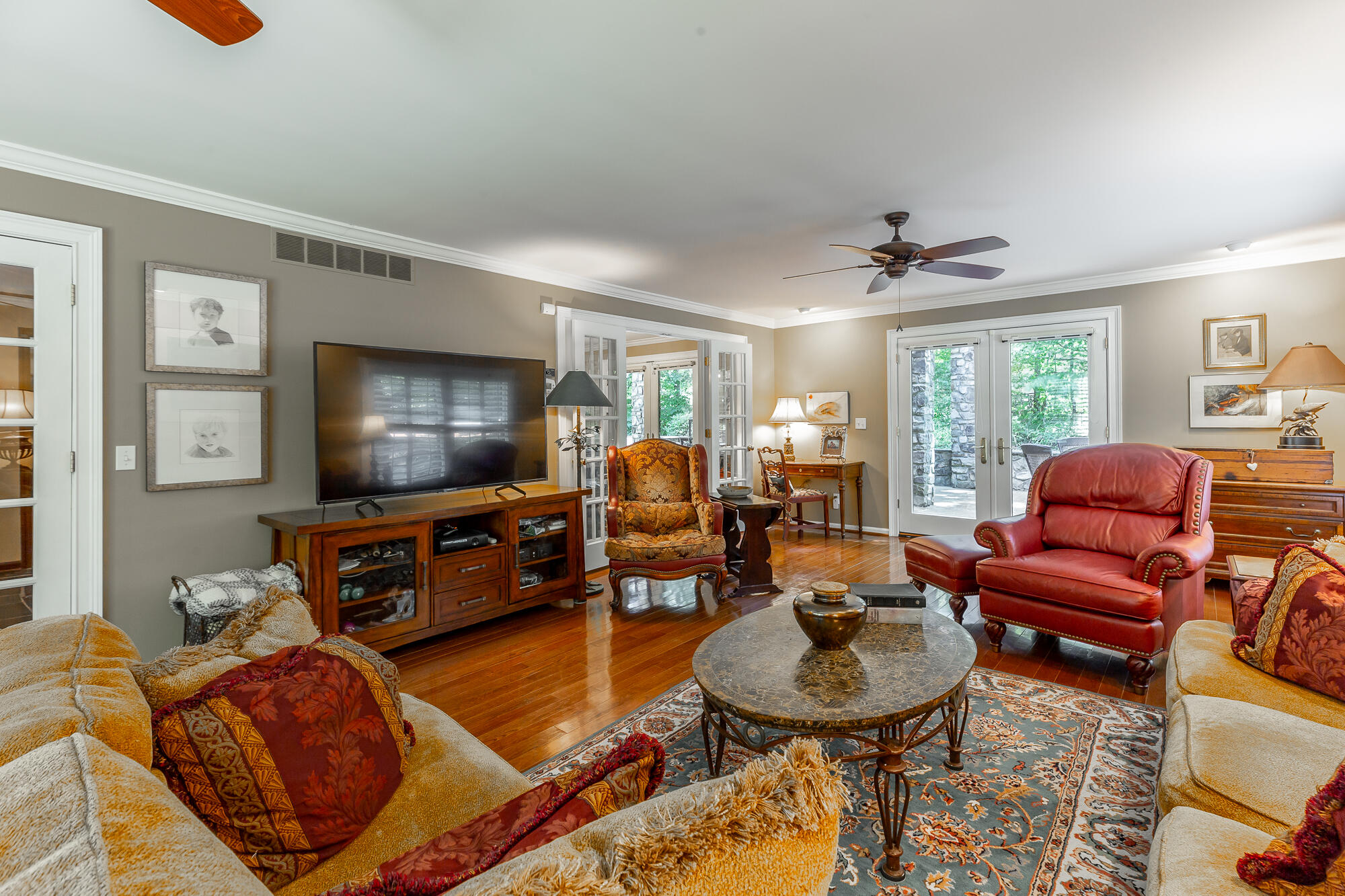 5105 Chestnut Avenue Signal Mountain, TN 37377 - Photo 13 of 50 5105 Chestnut Avenue HD-39