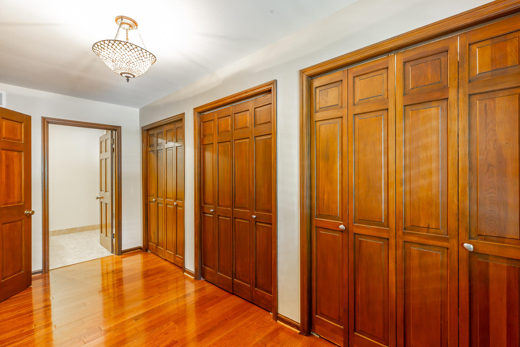 5105 Chestnut Avenue Signal Mountain, TN 37377 - Photo 35 of 50 5105 Chestnut Avenue HD-89