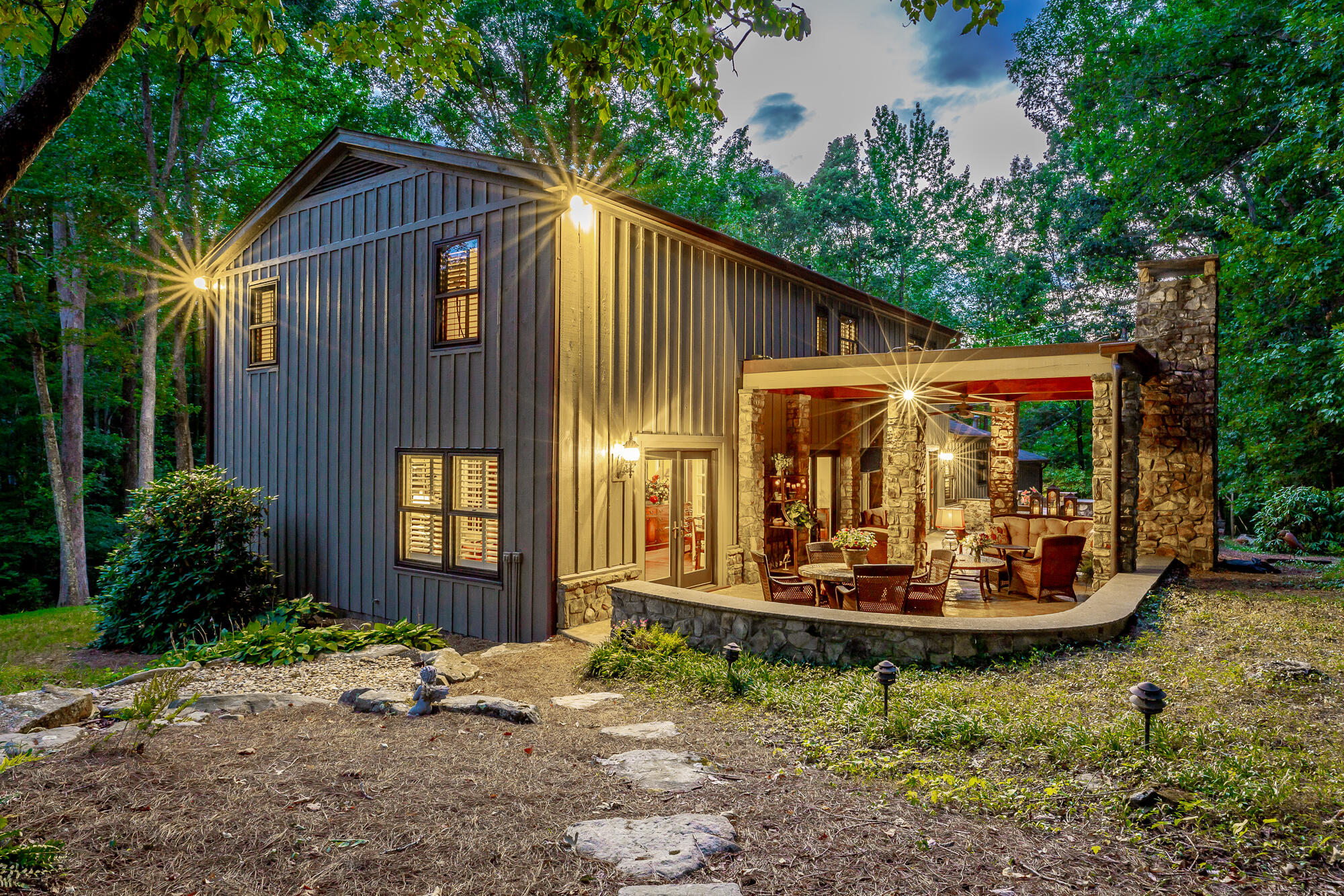 5105 Chestnut Avenue Signal Mountain, TN 37377 - Photo 8 of 50 5105 Chestnut Avenue TWILIGHT HD-29