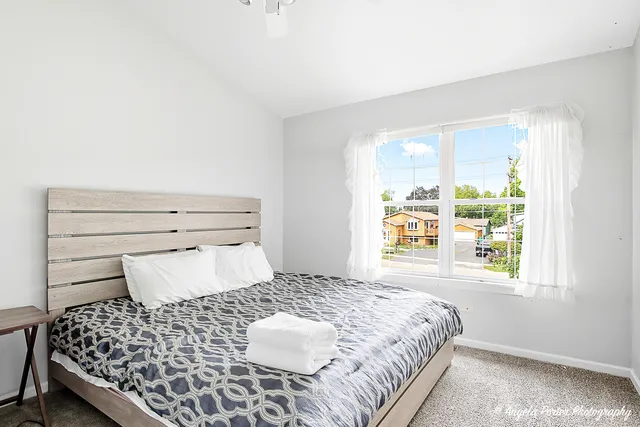 $675,000 | 235 East Grand Avenue, Fox Lake, IL 60020