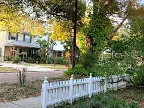 $1,700 | 19 North Thornton Avenue, Orlando, FL 32801