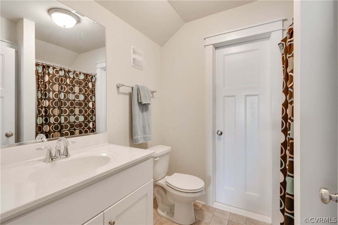 3237 Barkham Drive Midlothian, VA 23112 - Photo 39 of 48 a bathroom with a sink a toilet and shower