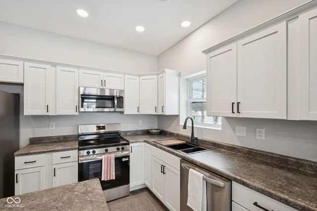 $215,000 | 310 North Desart Street, Brazil, IN 47834