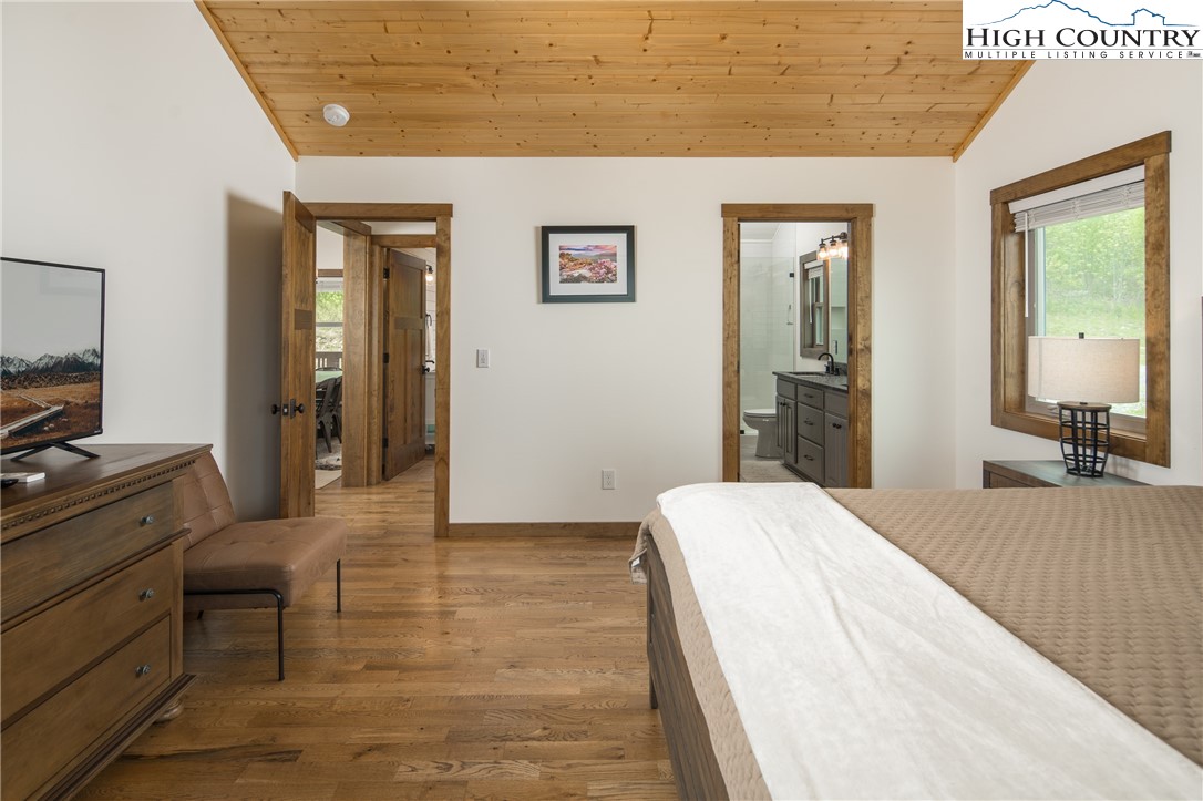 555 Golden Ridge Road Blowing Rock, NC 28605 - Photo 11 of 26 Gallery Image 11