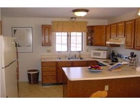 31 Lindsay Road Hooksett, NH 03106 - Photo 3 of 9