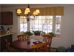 31 Lindsay Road Hooksett, NH 03106 - Photo 4 of 9