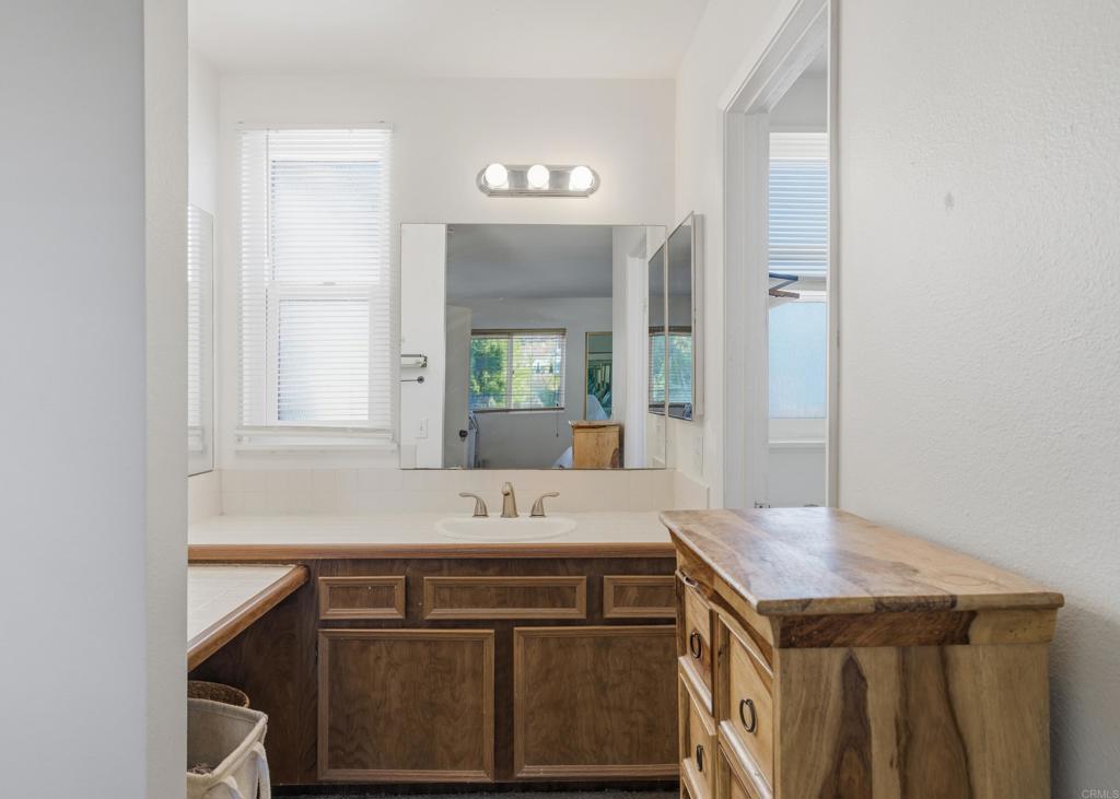 1837 Cathedral Escondido, CA 92029 - Photo 25 of 62