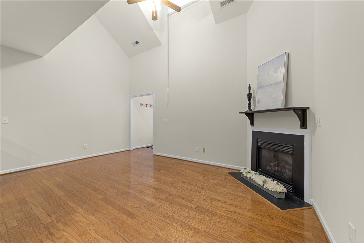 8509 Arboles Court Raleigh, NC 27613 - Photo 14 of 24 Living Room