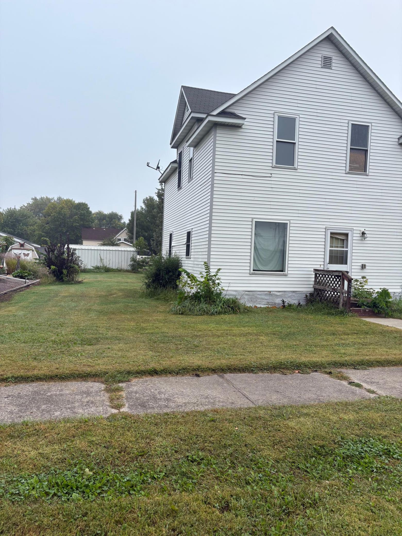 202 17th Street South Benson, MN 56215 - Photo 3 of 22