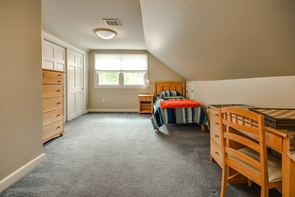 17 Windsor Road Dover, MA 02030 - Photo 22 of 30 Gallery Image 22