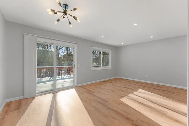 $270,000 | 12318 Oak Leaf Court, Burnsville, MN 55337