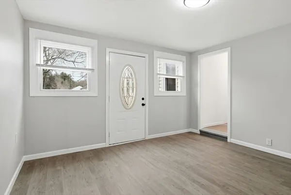 $299,900 | 354 Greenaway Drive, Springfield, MA 01109