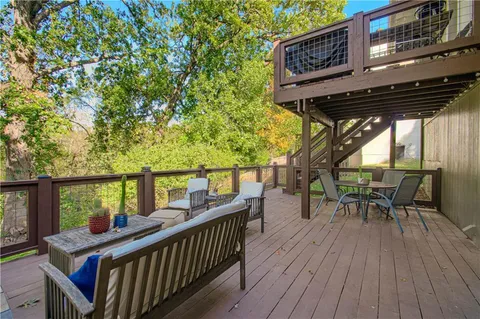 $355,000 | 7132 North Hickory Street, Kansas City, MO 64118