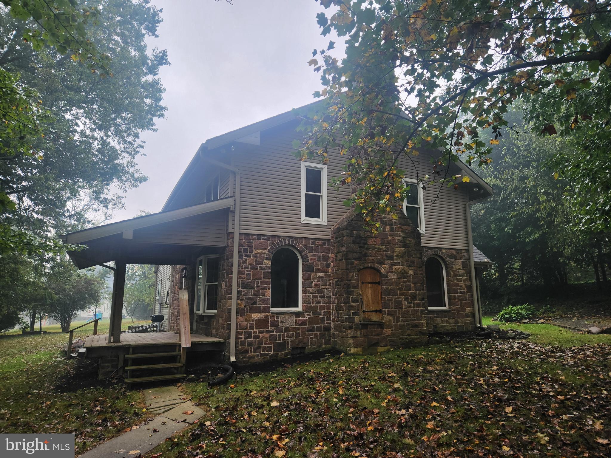 232 Mansion House Road Manheim, PA 17545 - Photo 3 of 107