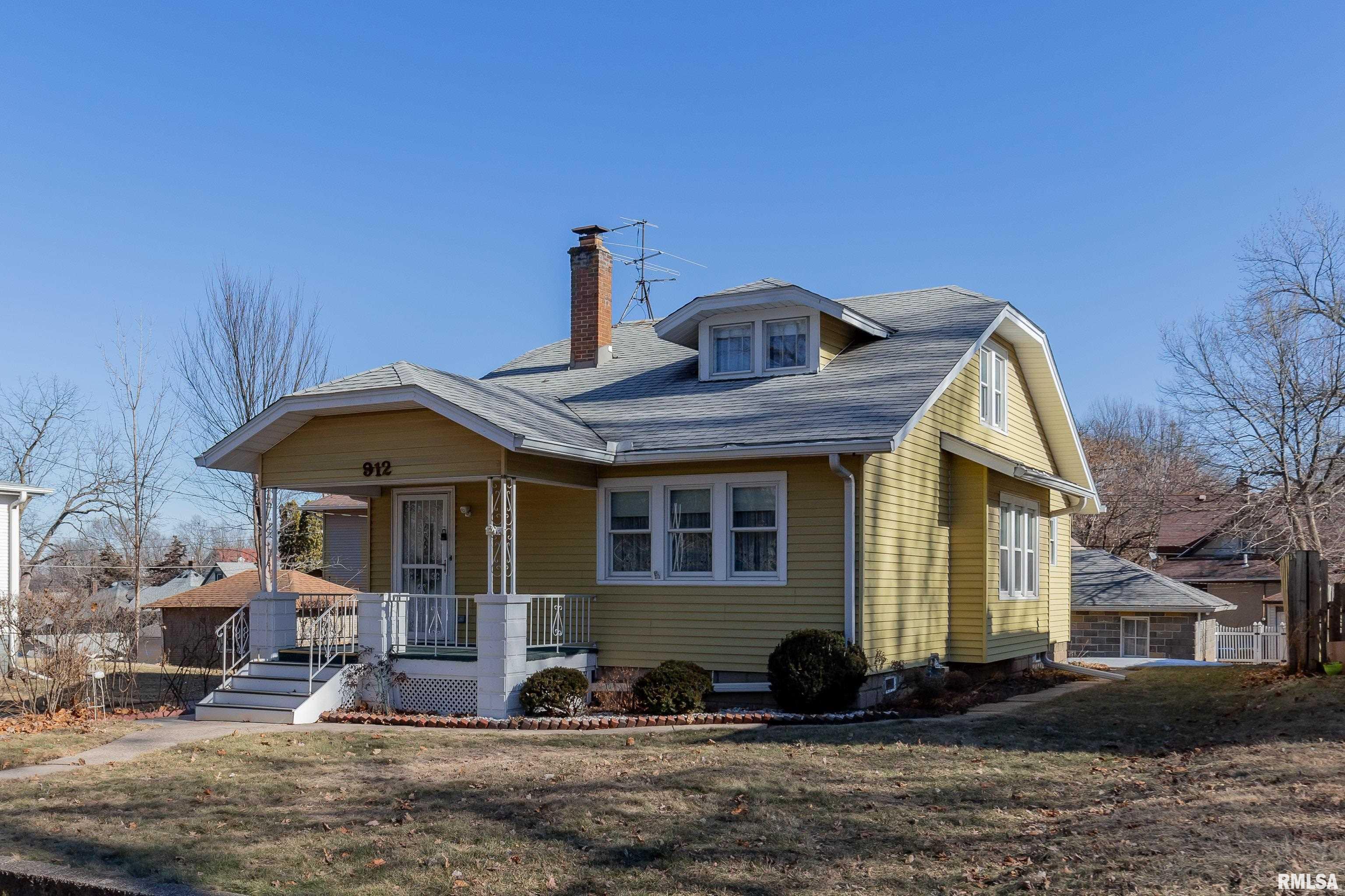 912 24th Street Moline, IL 61265 - Photo 1 of 8 Gallery Image 1