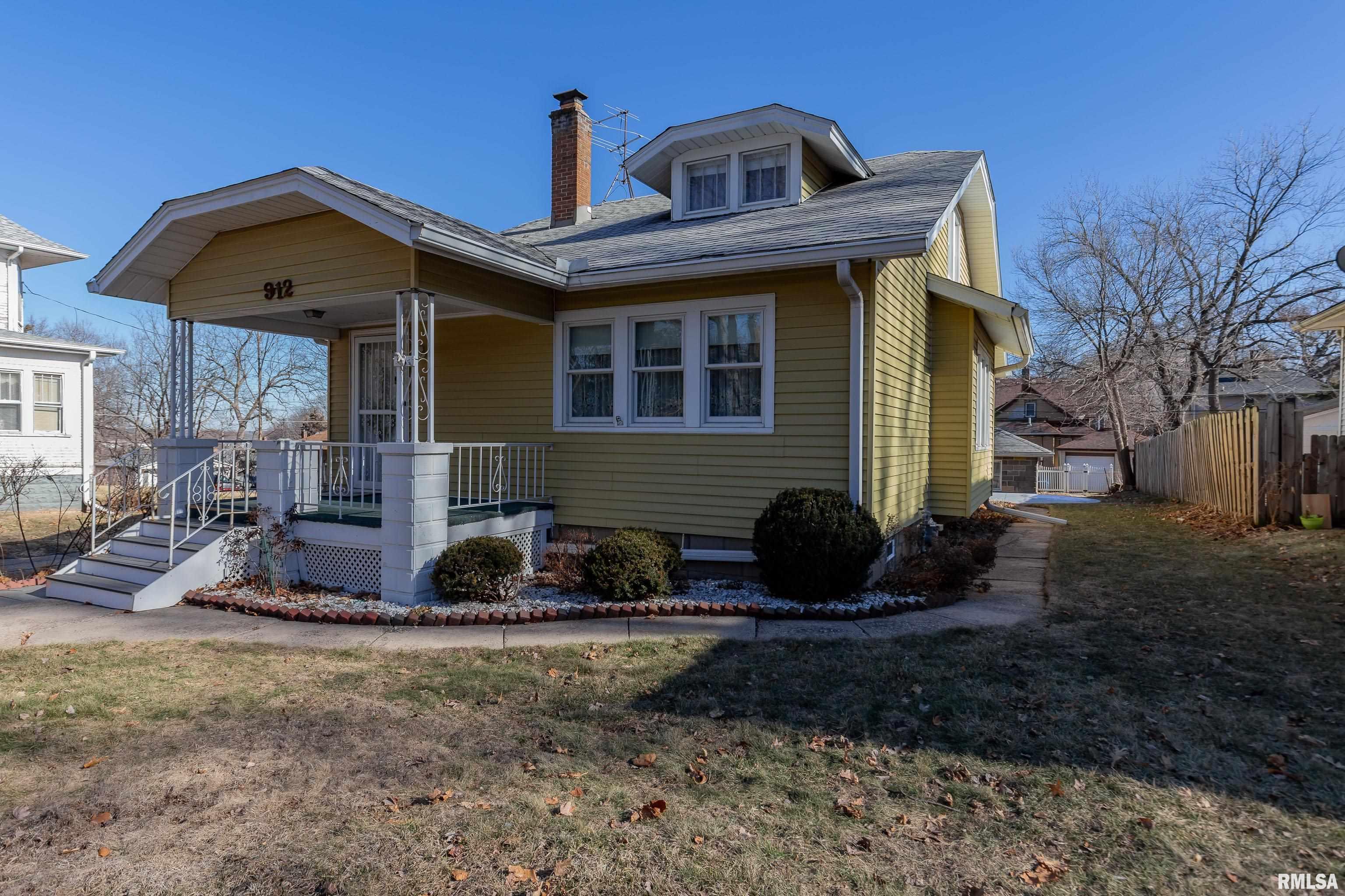 912 24th Street Moline, IL 61265 - Photo 2 of 8 Gallery Image 2