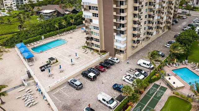 $4,000 | 2000 South Ocean Boulevard, Unit LF, Lauderdale-by-the-Sea, FL 33062