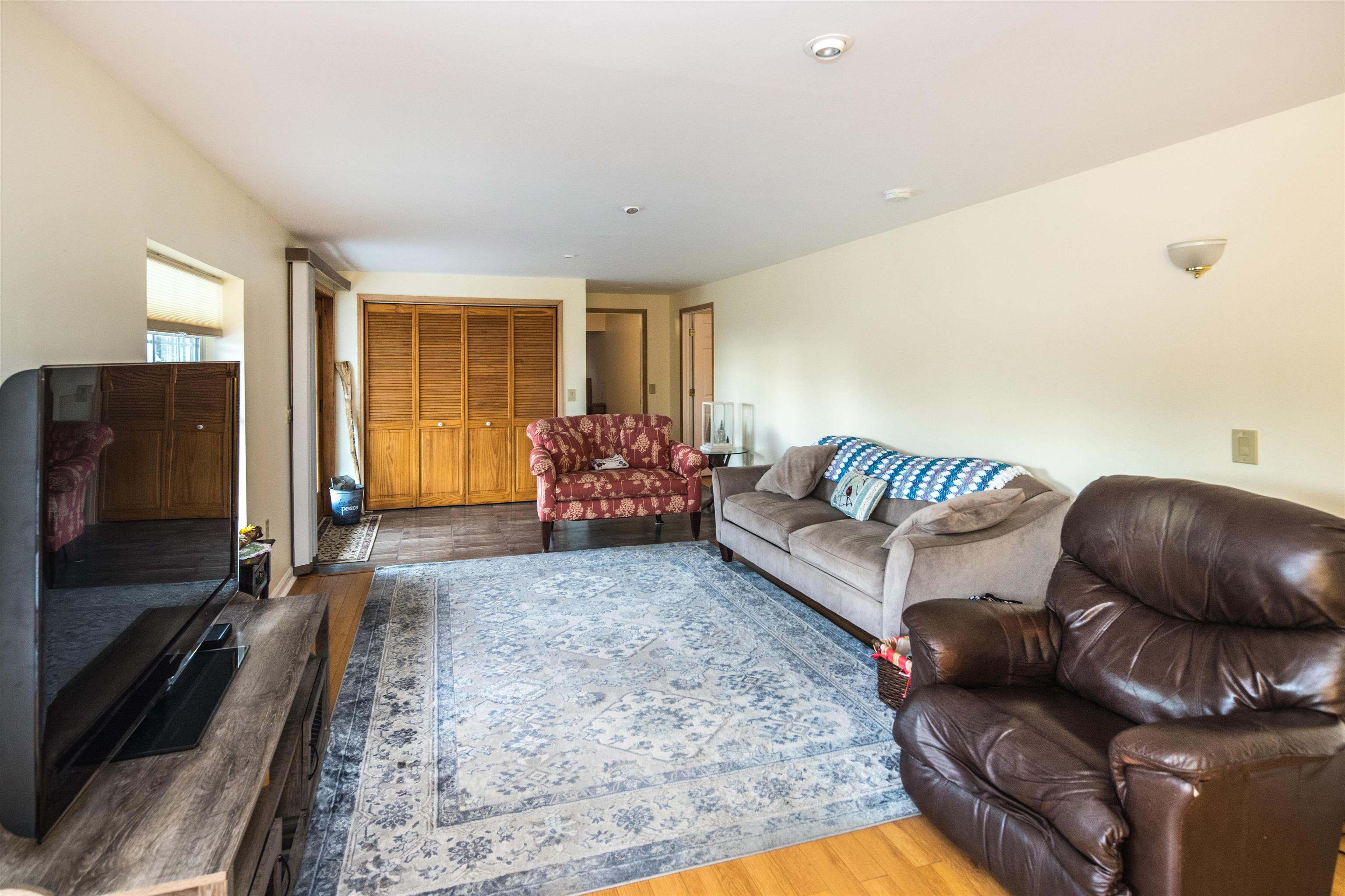 8 Middle Road Chittenden, VT 05763 - Photo 19 of 38