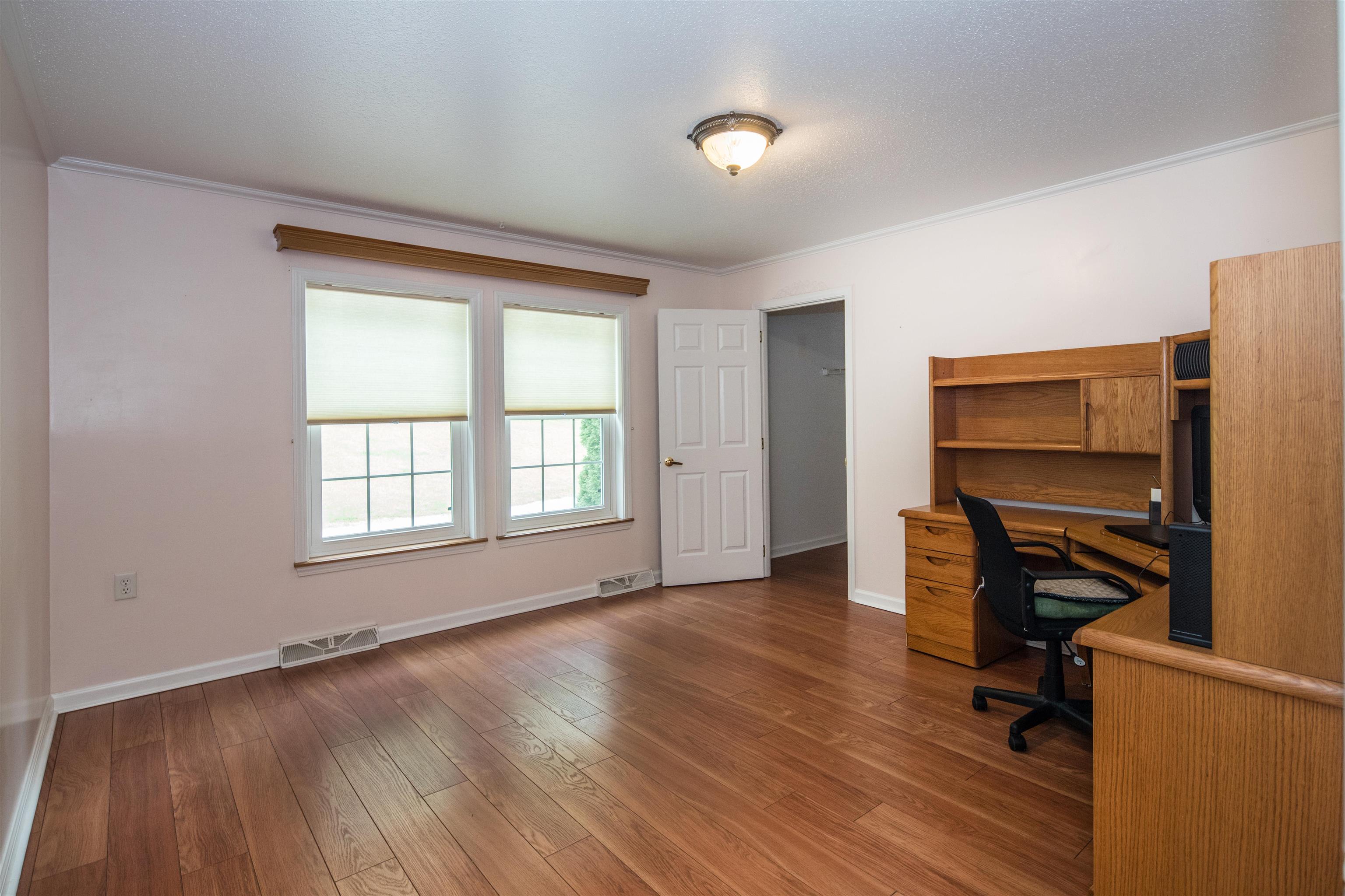 8 Middle Road Chittenden, VT 05763 - Photo 8 of 38