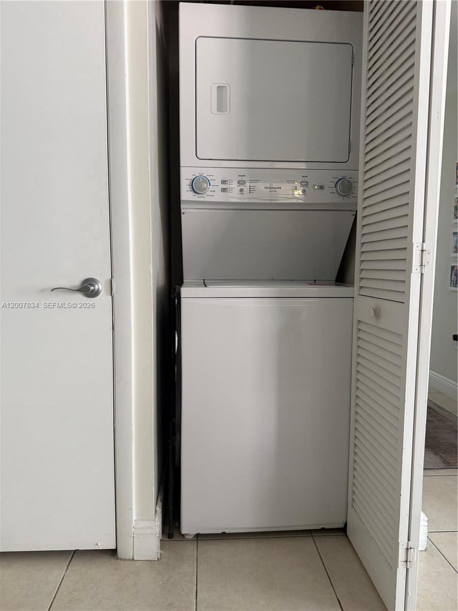 7275 Southwest 90th Street, Unit C612 Miami, FL 33156 - Photo 20 of 34
