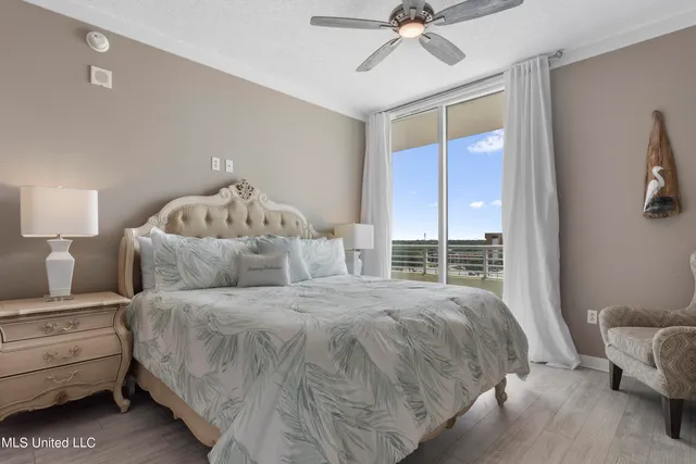 $2,695 | 2060 Beach Boulevard, Unit 707, Biloxi, MS 39531