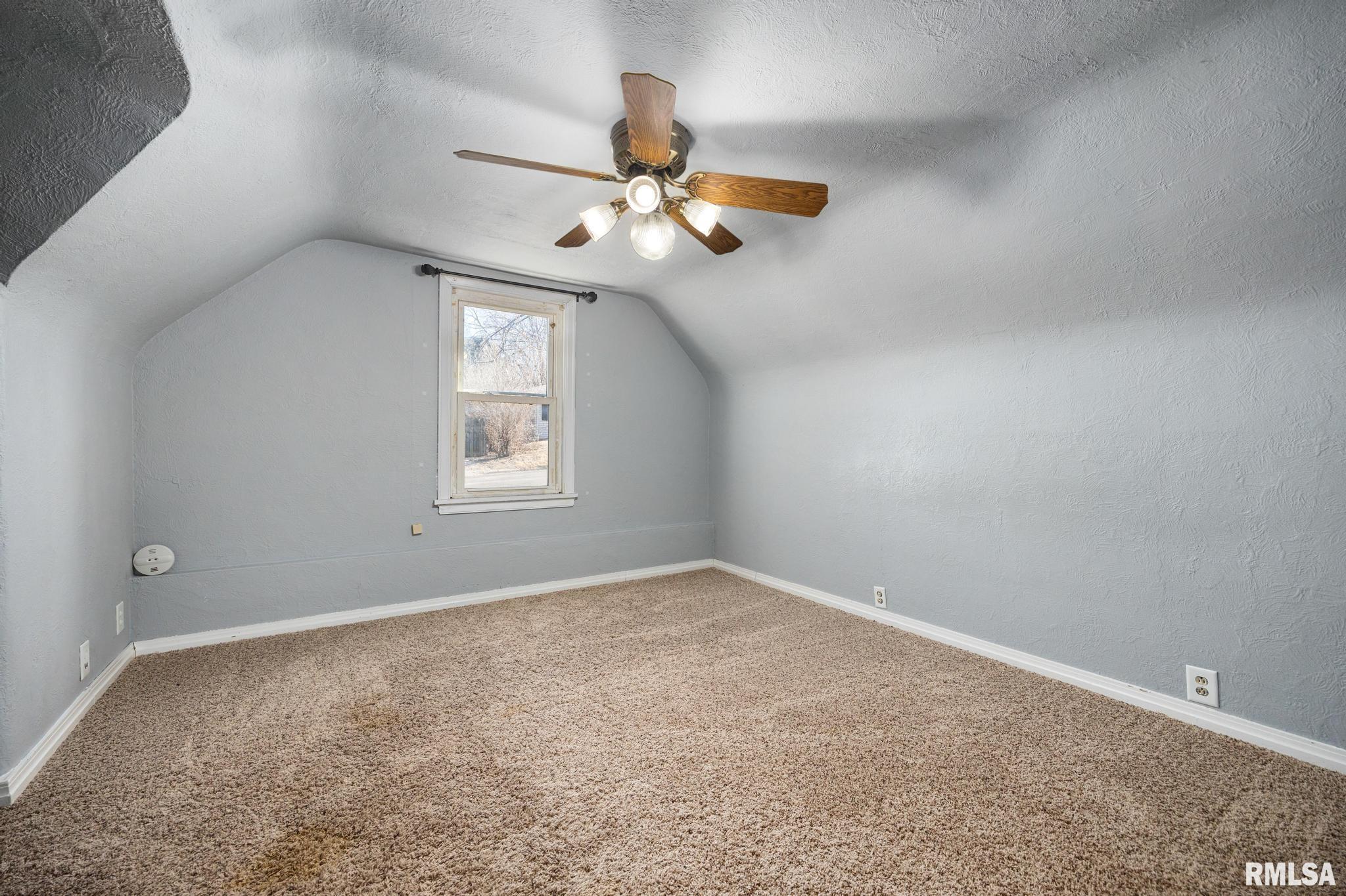 1908 Commonwealth Avenue Pekin, IL 61554 - Photo 14 of 20