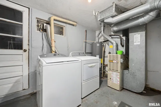 $89,900 | 1908 Commonwealth Avenue, Pekin, IL 61554