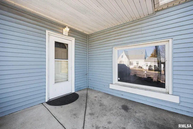 $89,900 | 1908 Commonwealth Avenue, Pekin, IL 61554