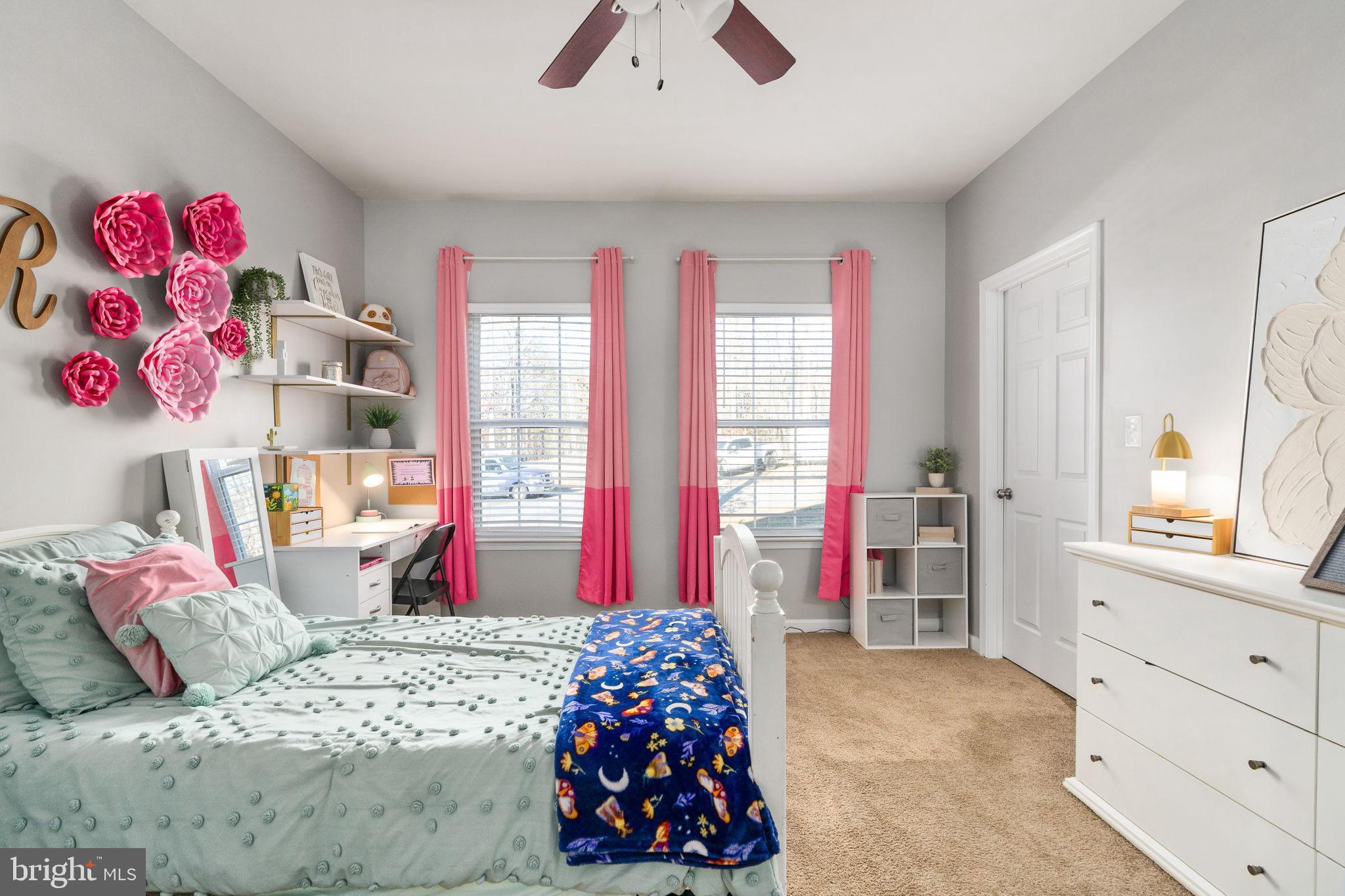 13026 Elk Run Road Bealeton, VA 22712 - Photo 26 of 54 Charming bedroom with playful decor accents.
