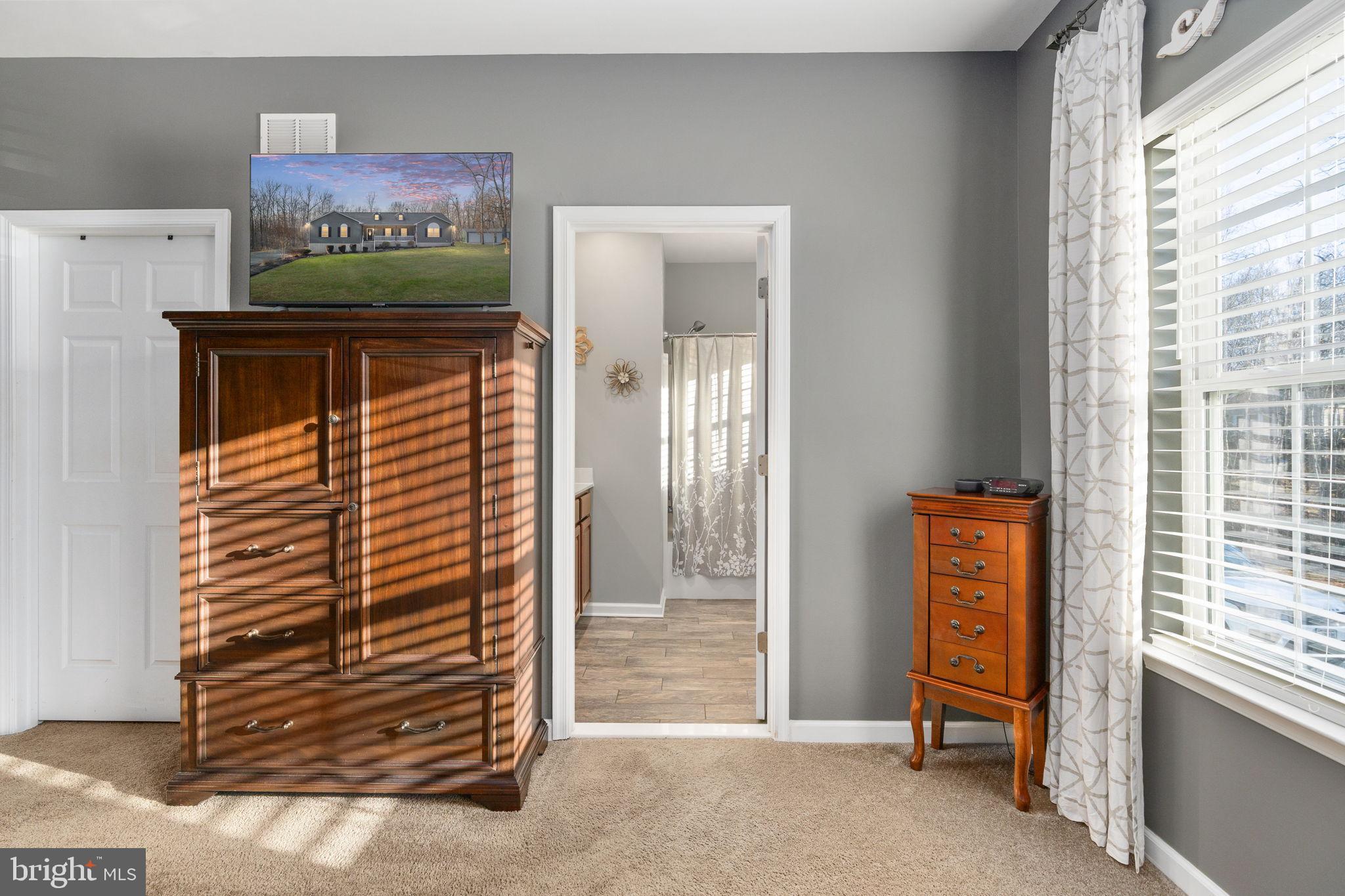 13026 Elk Run Road Bealeton, VA 22712 - Photo 33 of 54 Bright and inviting residential space.