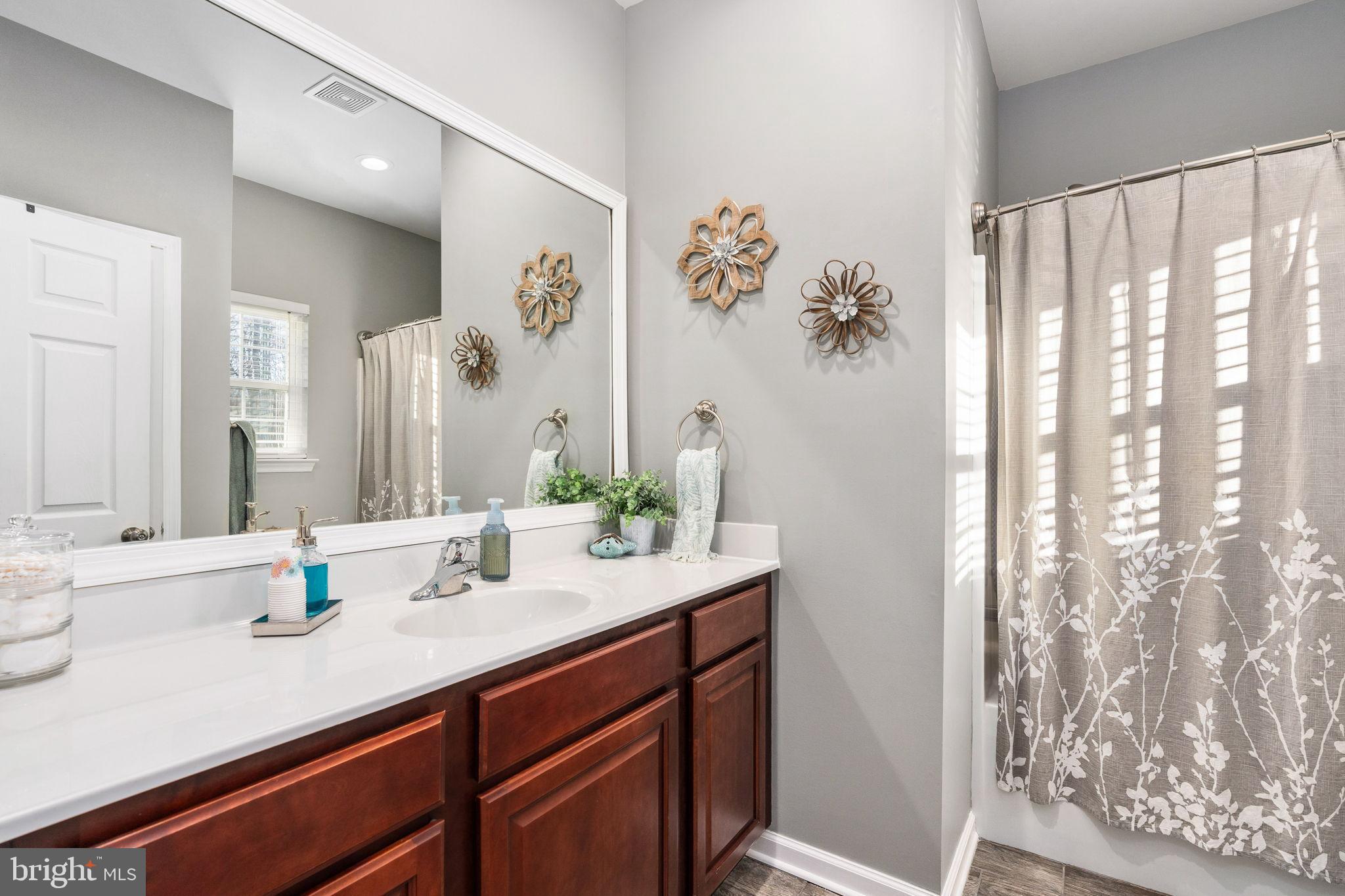 13026 Elk Run Road Bealeton, VA 22712 - Photo 35 of 54 Elegant bathroom with modern finishes.