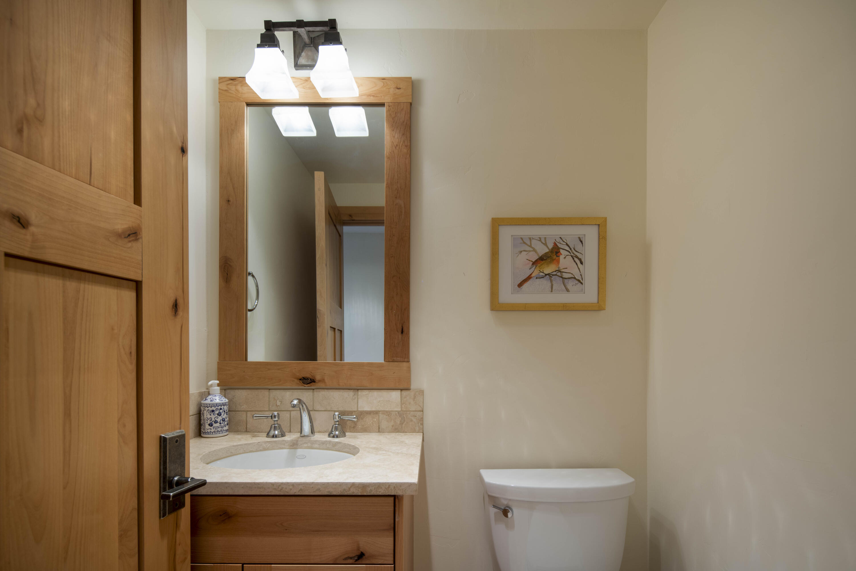109 Angani Way, Unit 15 Sun Valley, ID 83353 - Photo 20 of 43 Powder Room