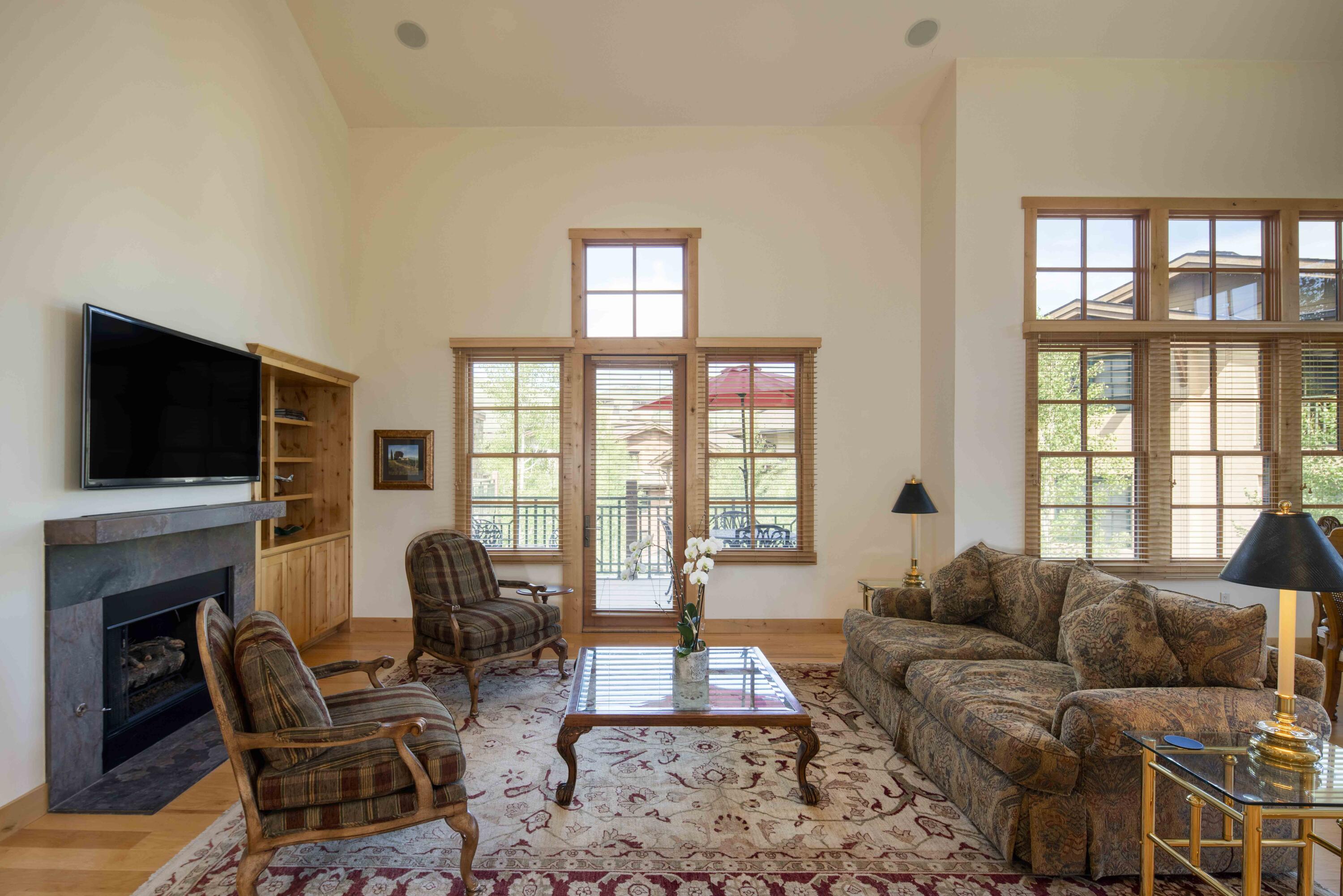 109 Angani Way, Unit 15 Sun Valley, ID 83353 - Photo 8 of 43 Great Room Entrance