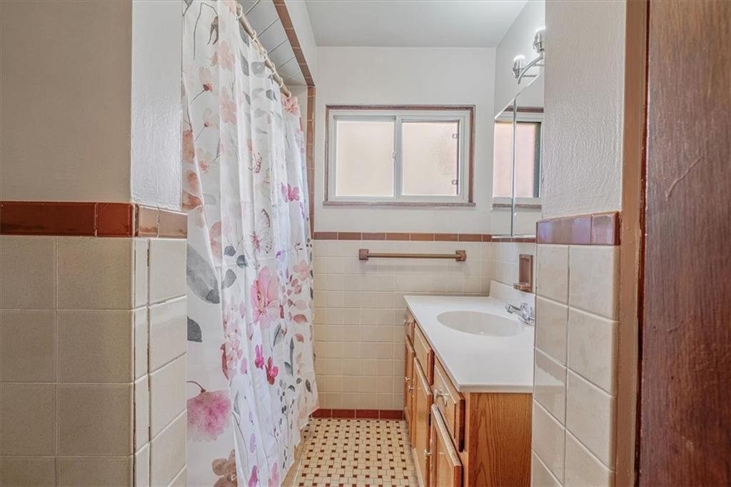 6516 Landview Road Pittsburgh, PA 15217 - Photo 29 of 39 Gallery Image 29