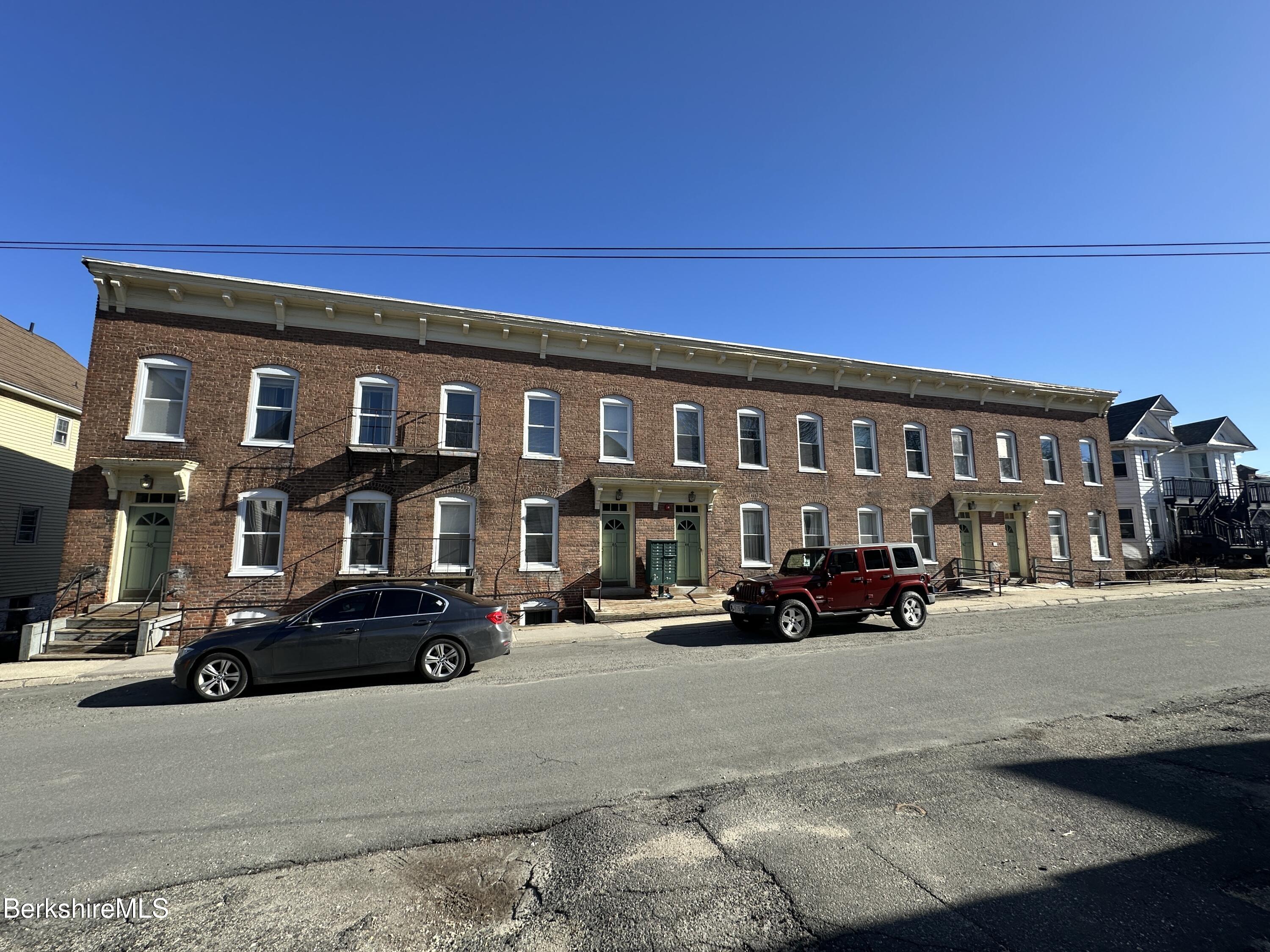 40 Reed Street Pittsfield, MA 01201 - Photo 4 of 28 Front