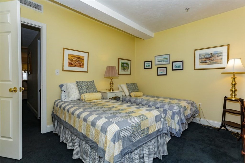 20 Leonard Street, Unit 1 Gloucester, MA 01930 - Photo 8 of 30