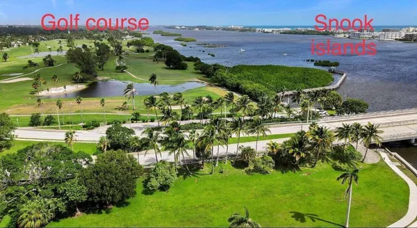 $2,200 | 215 South Federal Highway, Unit 2 REAR, Lake Worth Beach, FL 33460