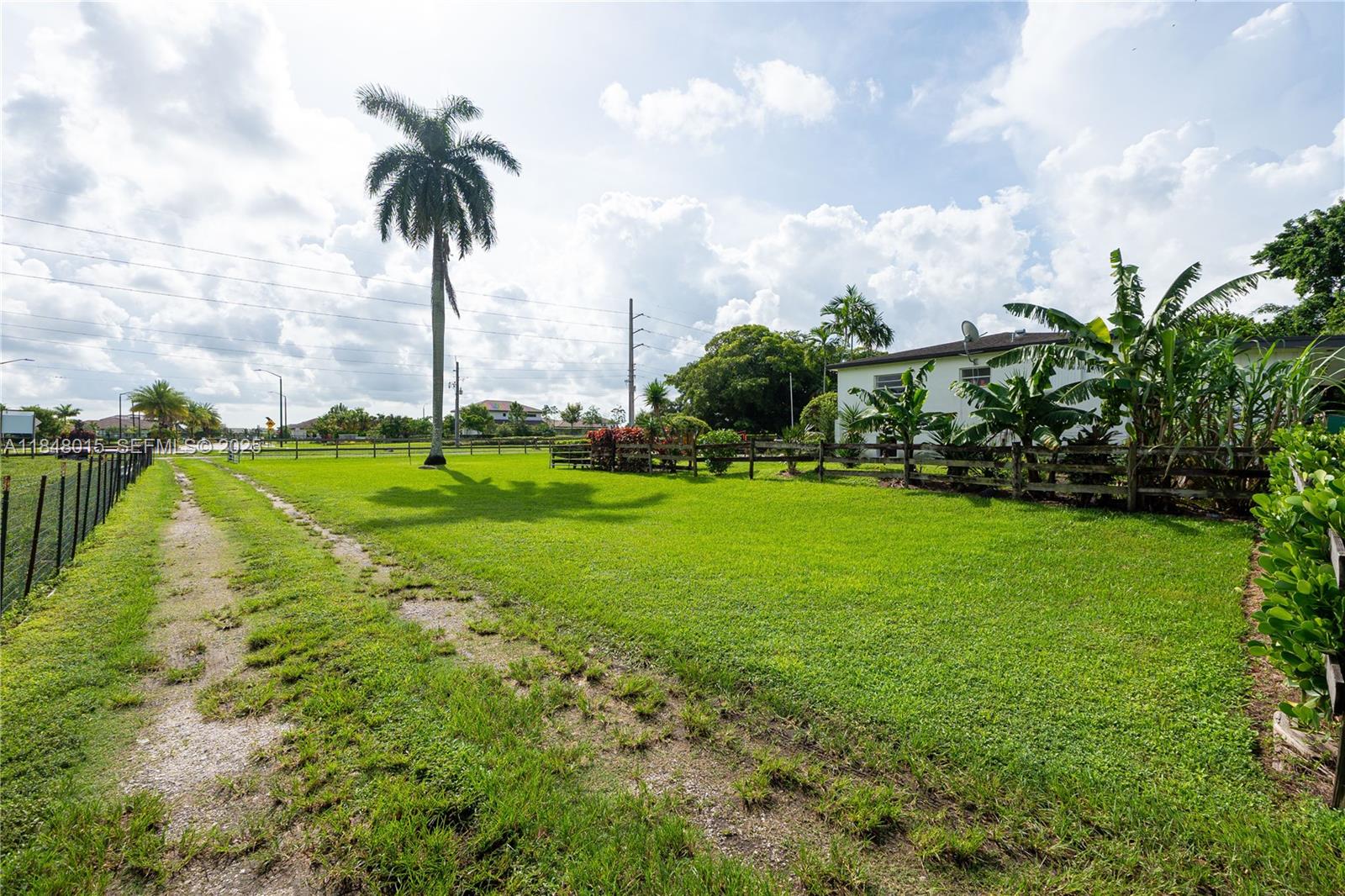 1921 Southwest 112th Avenue Davie, FL 33325 - Photo 10 of 27