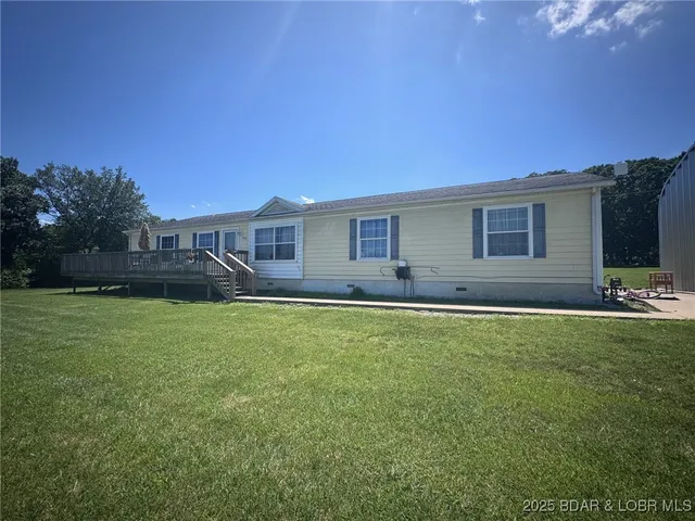 $325,000 | 974 State Route East, Montreal, MO 65591