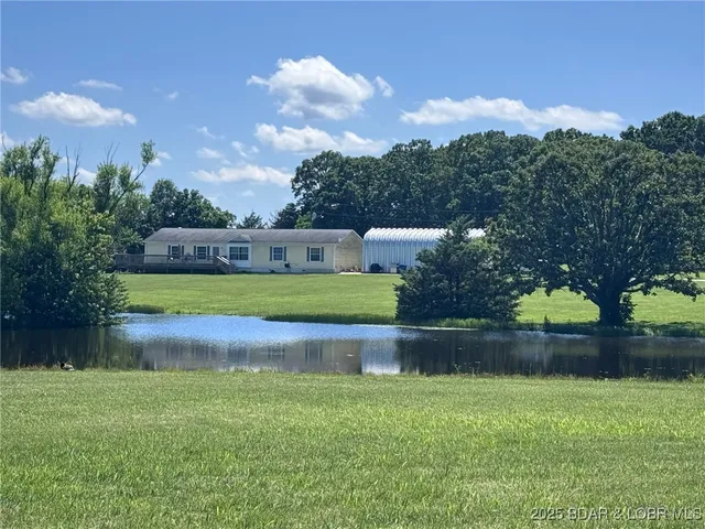 $325,000 | 974 State Route East, Montreal, MO 65591