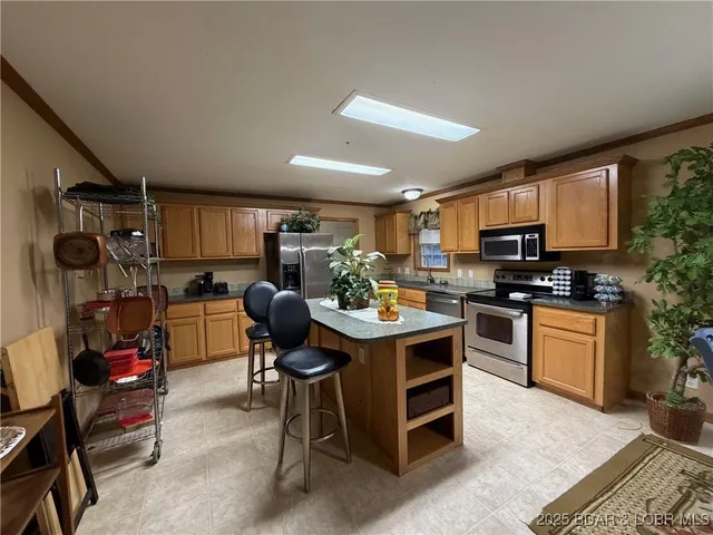 $325,000 | 974 State Route East, Montreal, MO 65591