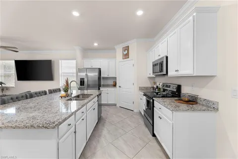 $599,900 | 2225 Cara Cara Way, Naples, FL 34120