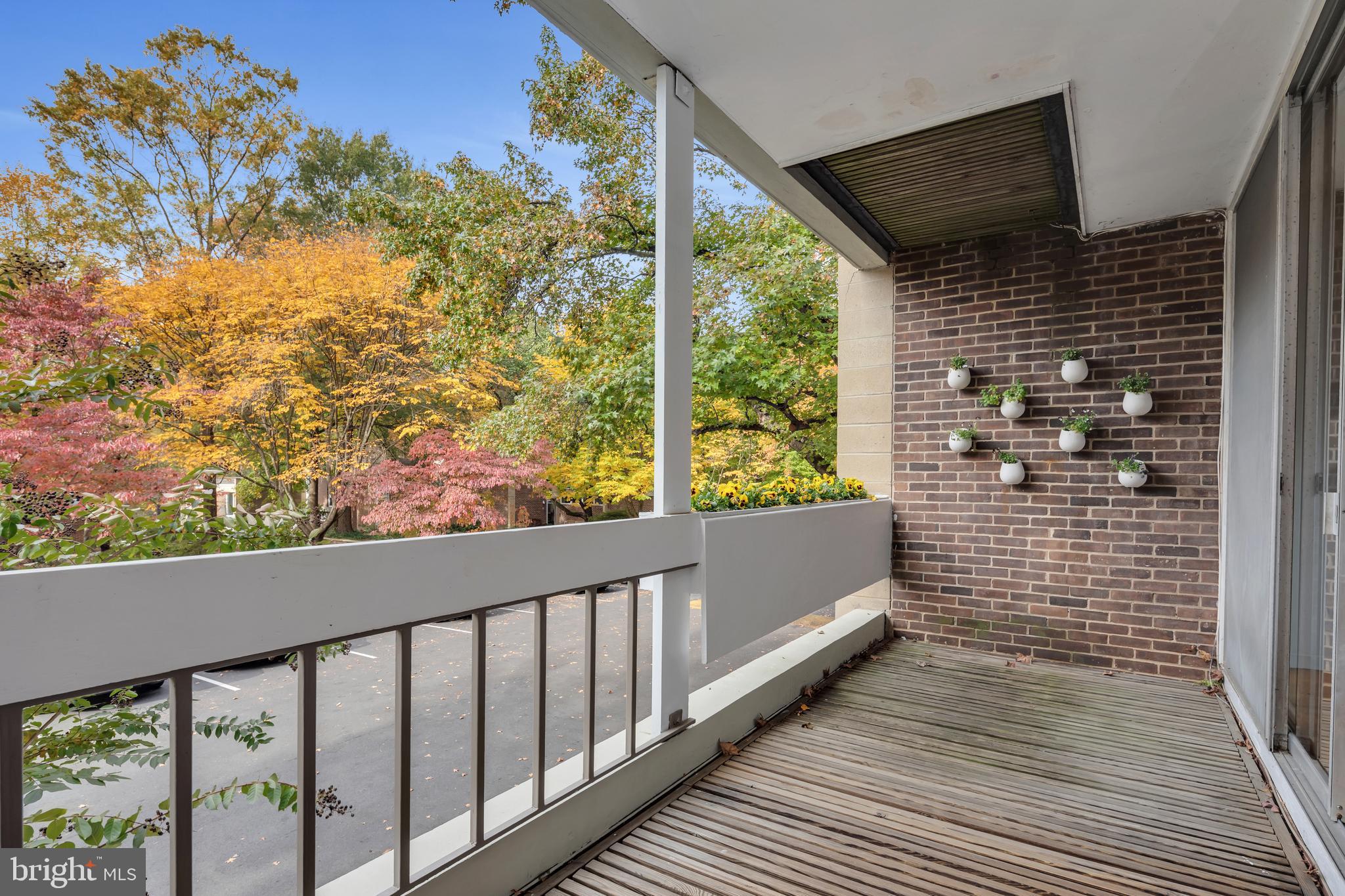 11512 Maple Ridge Road Reston, VA 20190 - Photo 22 of 33 Gallery Image 22