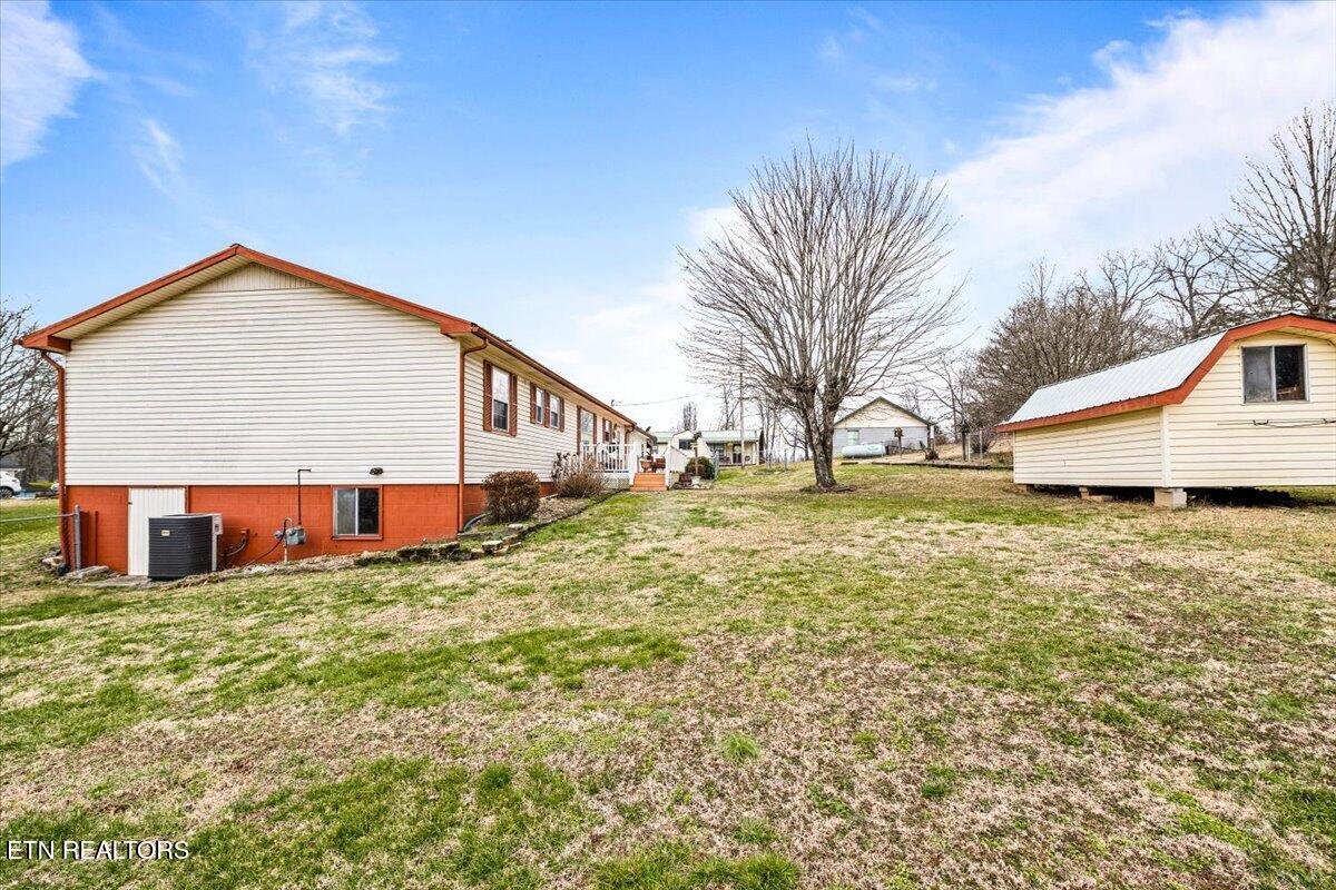 318 Springfield Drive La Follette, TN 37766 - Photo 14 of 46 10-318 Springfield Dr