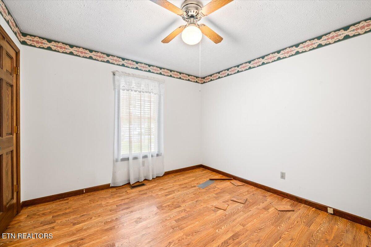 318 Springfield Drive La Follette, TN 37766 - Photo 18 of 46 14-318 Springfield Dr