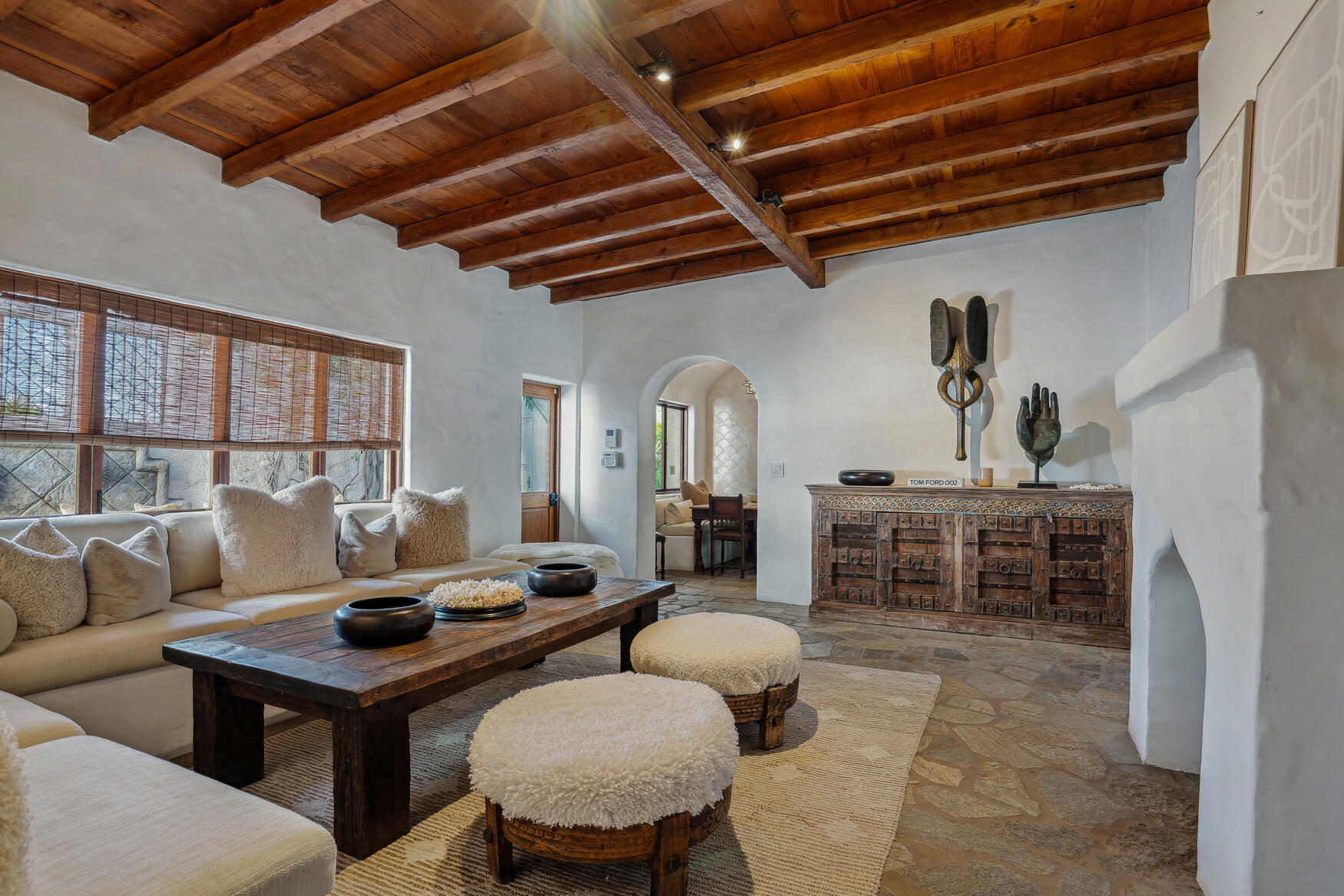 71607 Sahara Road Rancho Mirage, CA 92270 - Photo 3 of 63 a living room with furniture a ceiling fan and a rug