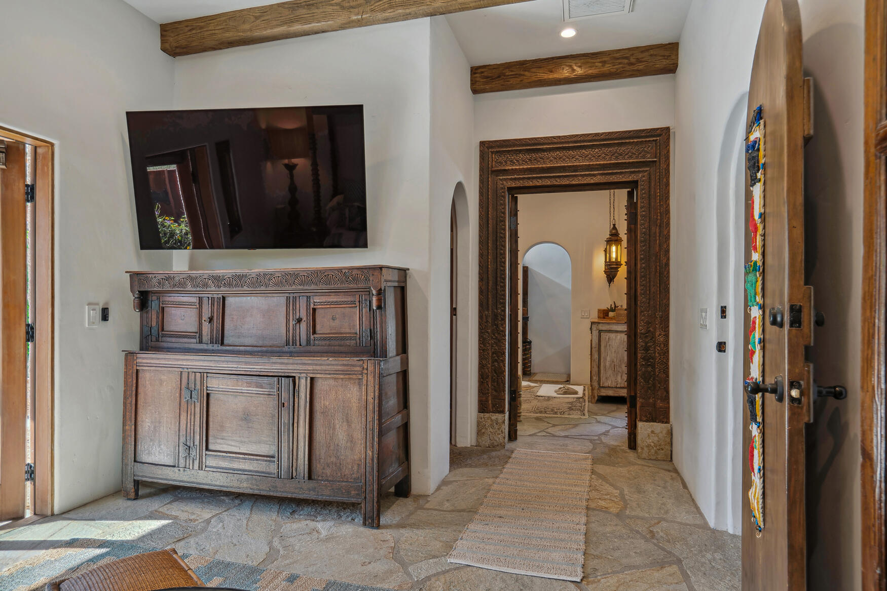 71607 Sahara Road Rancho Mirage, CA 92270 - Photo 32 of 63 a view of a hallway with a elevator