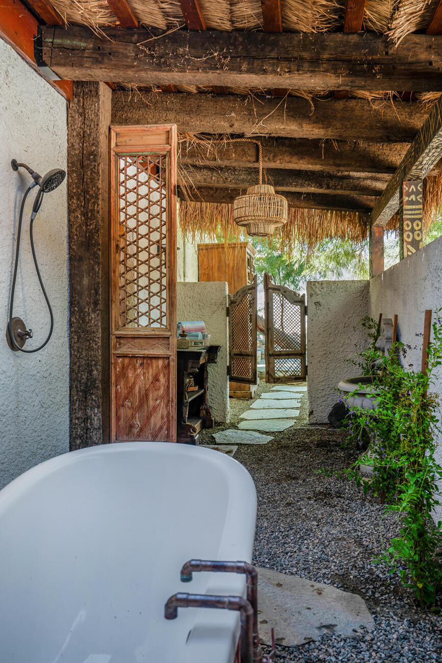 71607 Sahara Road Rancho Mirage, CA 92270 - Photo 50 of 63 a view of a room with swing and plants